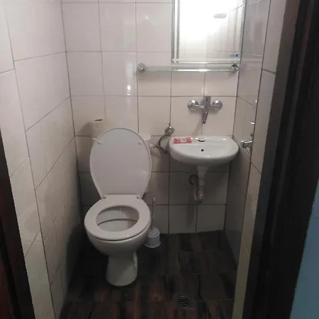 Town House On Ropotamo Str. *