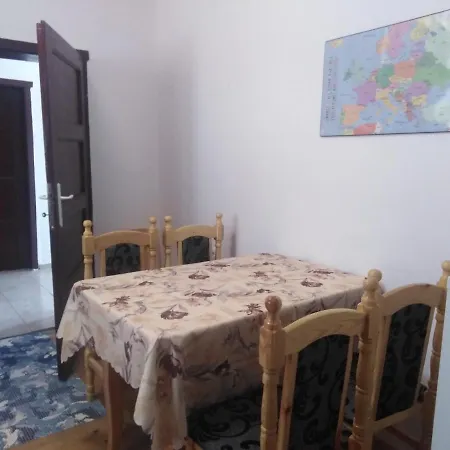 Pensionat Town House On Ropotamo Str. Achtopol