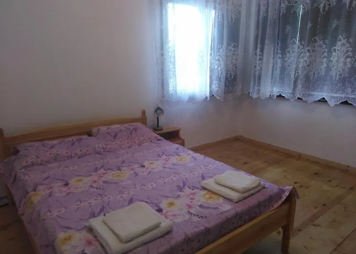 Gasthuis Town House On Ropotamo Str. Ahtopol