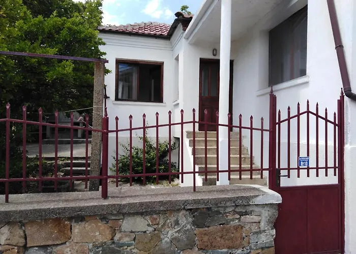 Town House On Ropotamo Str. Gasthuis